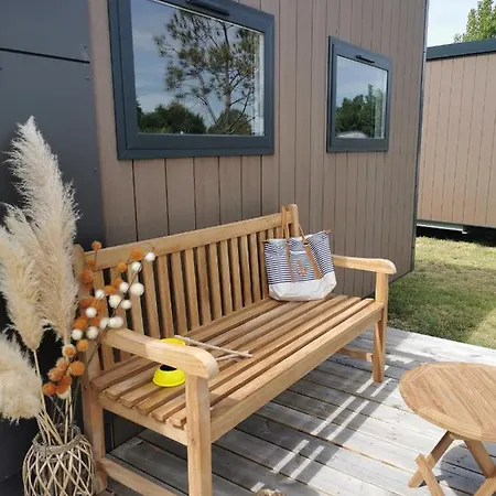 Κάμπινγκ Camping Les Places Dorees 5*
