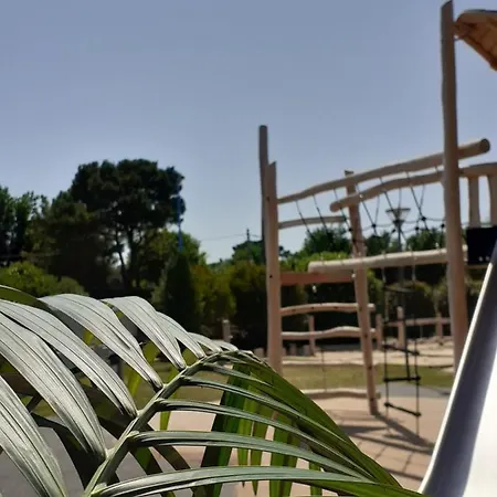 Camping Les Places Dorees